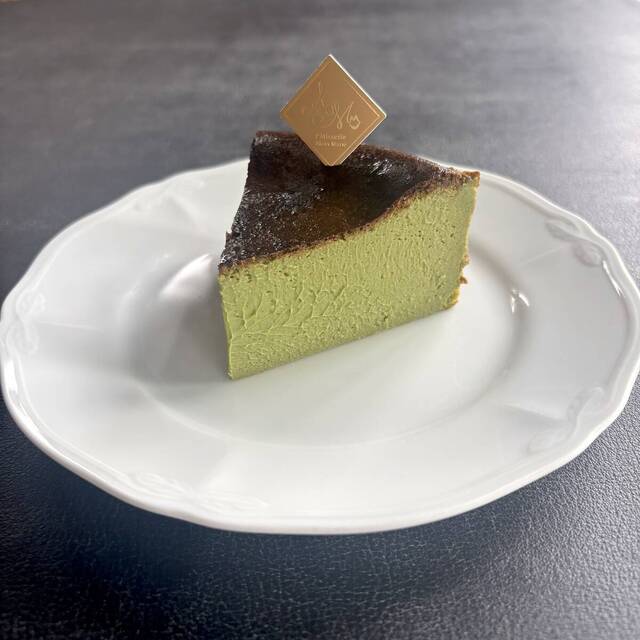 抹茶のバスクチーズ